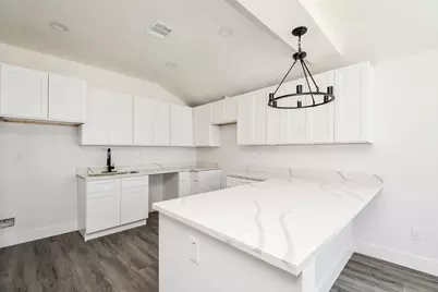 5030 Rapido Road, Houston, TX 77033 - Photo 3