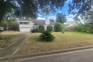 14423 Sugar Mill Cir, Houston, TX 77095 - Photo 3