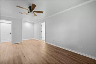 303 Greenwood Dr, Livingston, TX 77351 - Photo 17