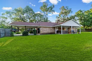 303 Greenwood Dr, Livingston, TX 77351 - Photo 35