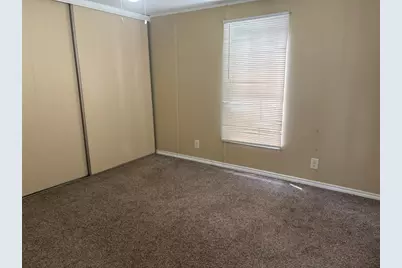 14427 W Lee Shore Drive, Willis, TX 77318 - Photo 9