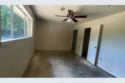 5419 Shirley Street, Baytown, TX 77521 - Photo 5
