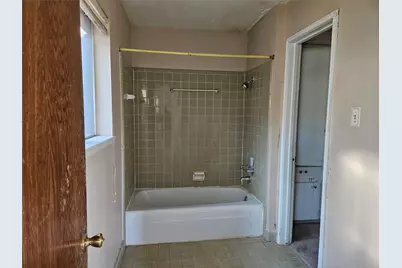 1123 Cottage Oak Lane, Houston, TX 77091 - Photo 11