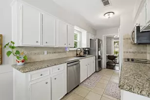 12919 Westhorpe Dr, Houston, TX 77077 - Photo 11