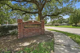 12919 Westhorpe Dr, Houston, TX 77077 - Photo 37