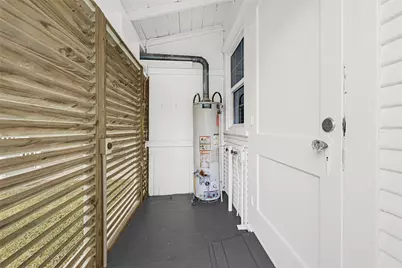 4728 Avenue R 1/2, Galveston, TX 77551 - Photo 37