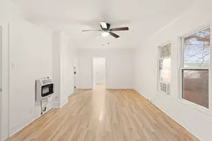 4728 Ave R 1/2, Galveston, TX 77551 - Photo 5