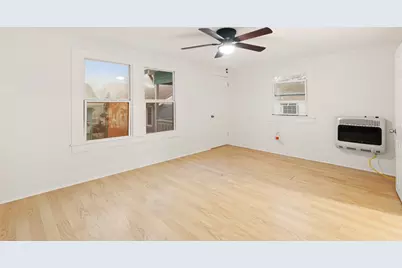 4728 Avenue R 1/2, Galveston, TX 77551 - Photo 17