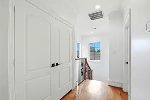 2702 Nicholson St, Houston, TX 77008 - Photo 29
