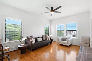 2702 Nicholson St, Houston, TX 77008 - Photo 29