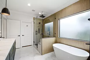 2702 Nicholson St, Houston, TX 77008 - Photo 25