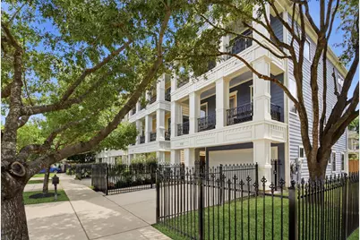 2702 Nicholson Street, Houston, TX 77008 - Photo 3