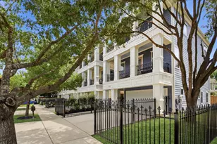 2702 Nicholson St, Houston, TX 77008 - Photo 3
