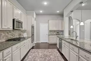 2068 Brookmont Dr, Conroe, TX 77301 - Photo 15