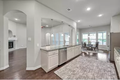 2068 Brookmont Drive, Conroe, TX 77301 - Photo 17