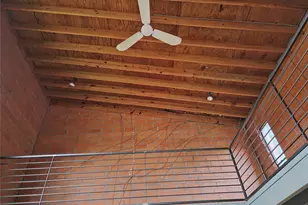 221 Emerson St, Houston, TX 77006 - Photo 21