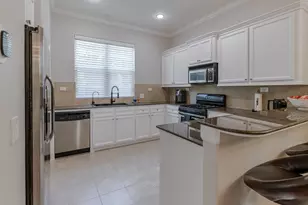 5208 Petty St, Houston, TX 77007 - Photo 7