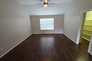 2706 Sterling Fields Dr, Pearland, TX 77584 - Photo 13