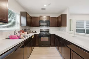3655 Solanum Dr, Conroe, TX 77301 - Photo 9