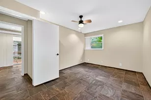 4628 Roseneath Dr, Houston, TX 77021 - Photo 5