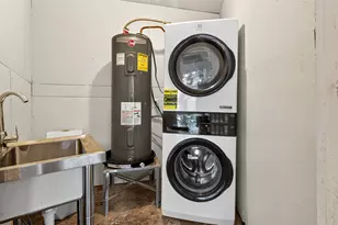 4628 Roseneath Dr, Houston, TX 77021 - Photo 11