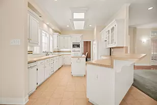 13229 Rene Circle Circle, Santa Fe, TX 77510 - Photo 9