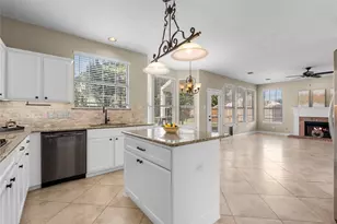2212 Palm Lagoon Dr, League City, TX 77573 - Photo 9