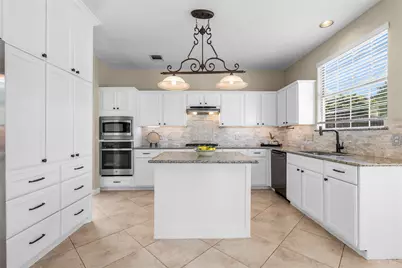 2212 Palm Lagoon Drive, League City, TX 77573 - Photo 11