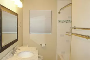 3010 Castlewood St, Houston, TX 77025 - Photo 13