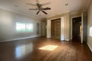 3010 Castlewood St, Houston, TX 77025 - Photo 7