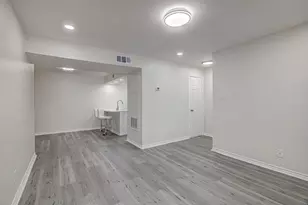 8201 Richmond Ave, Houston, TX 77063 - Photo 7