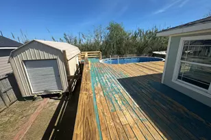 735 10th St, San Leon, TX 77539 - Photo 11