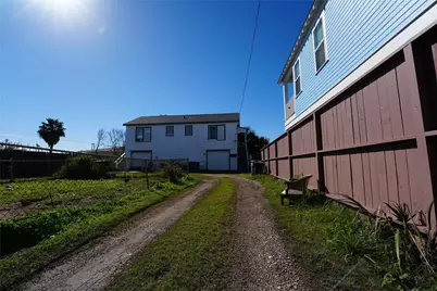 2313 67th Street, Galveston, TX 77551 - Photo 11