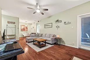 10053 Westpark Dr, Houston, TX 77042 - Photo 5