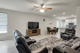 10707 Catclaw Ct, Tomball, TX 77375 - Photo 9