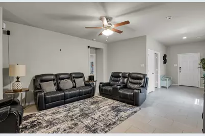 10707 Catclaw Court, Tomball, TX 77375 - Photo 7