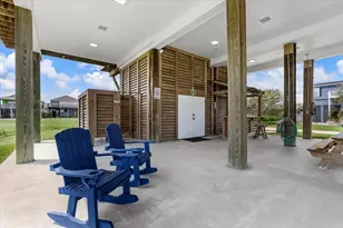 879 Wommack, Crystal Beach, TX 77650 - Photo 39