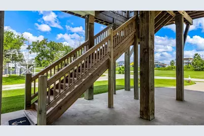 879 Wommack, Crystal Beach, TX 77650 - Photo 41