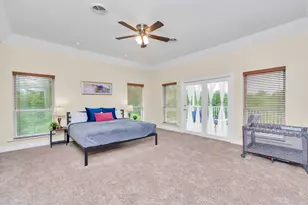 1730 Lakeshore Dr, Kingwood, TX 77339 - Photo 31