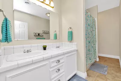 1730 Lakeshore Drive, Kingwood, TX 77339 - Photo 29