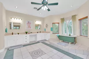 1730 Lakeshore Dr, Kingwood, TX 77339 - Photo 35