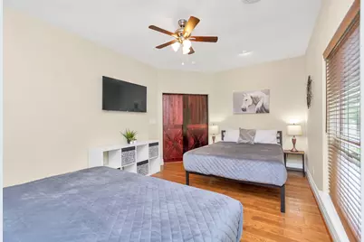 1730 Lakeshore Drive, Kingwood, TX 77339 - Photo 21