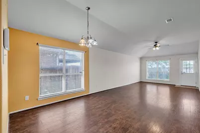 5107 Royal Cypress Drive, Katy, TX 77449 - Photo 7