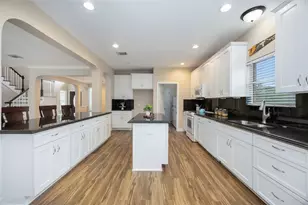 5498 Apple Blossom Ln, Friendswood, TX 77546 - Photo 5