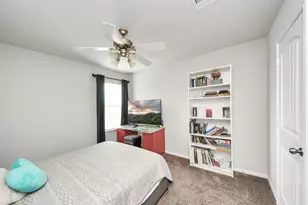 8126 Carillon Way, Rosharon, TX 77583 - Photo 25