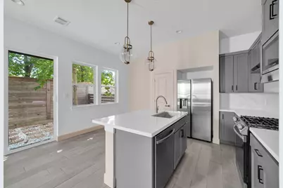 9551 Neuens Road #B, Houston, TX 77080 - Photo 7
