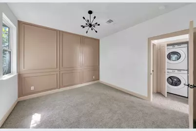 9551 Neuens Road #B, Houston, TX 77080 - Photo 5