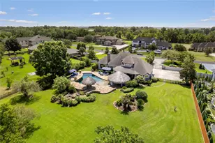 7930 Spring Village Dr, Spring, TX 77389 - Photo 45