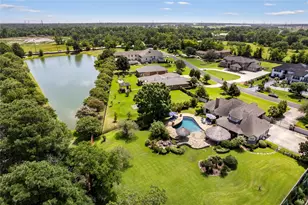 7930 Spring Village Dr, Spring, TX 77389 - Photo 43
