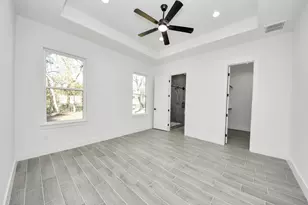 316 E Oakdale St, Dayton, TX 77535 - Photo 13